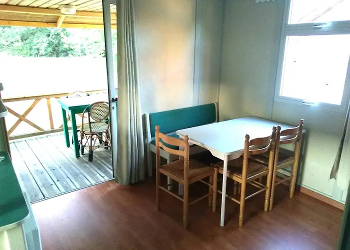 Camping Familial Les D'uza